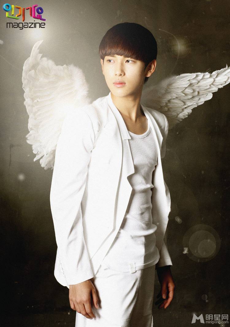 任时完尽显时尚帅气写真图片