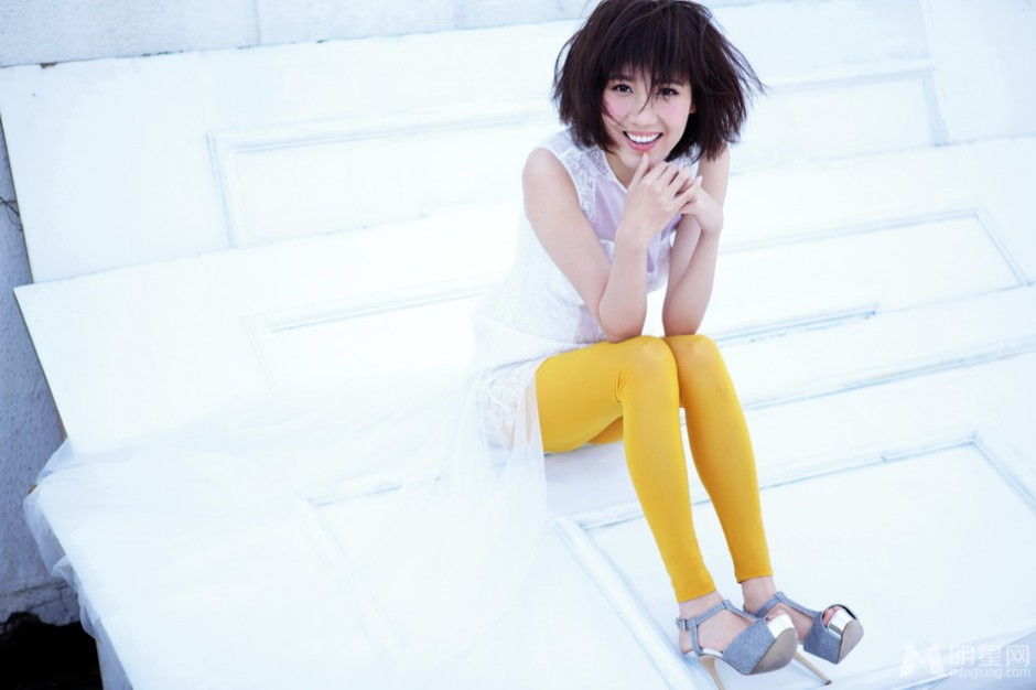 女演员高露唯美小清新写真