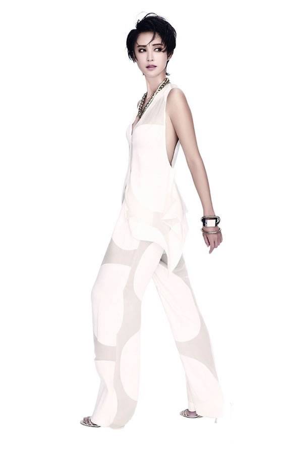 张歆艺短发造型展轻熟女魅力