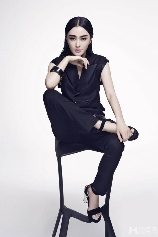 秦岚尽显时尚魅力女人时尚大片