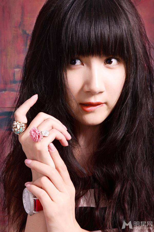 2016最具人气歌手徐立最新写真