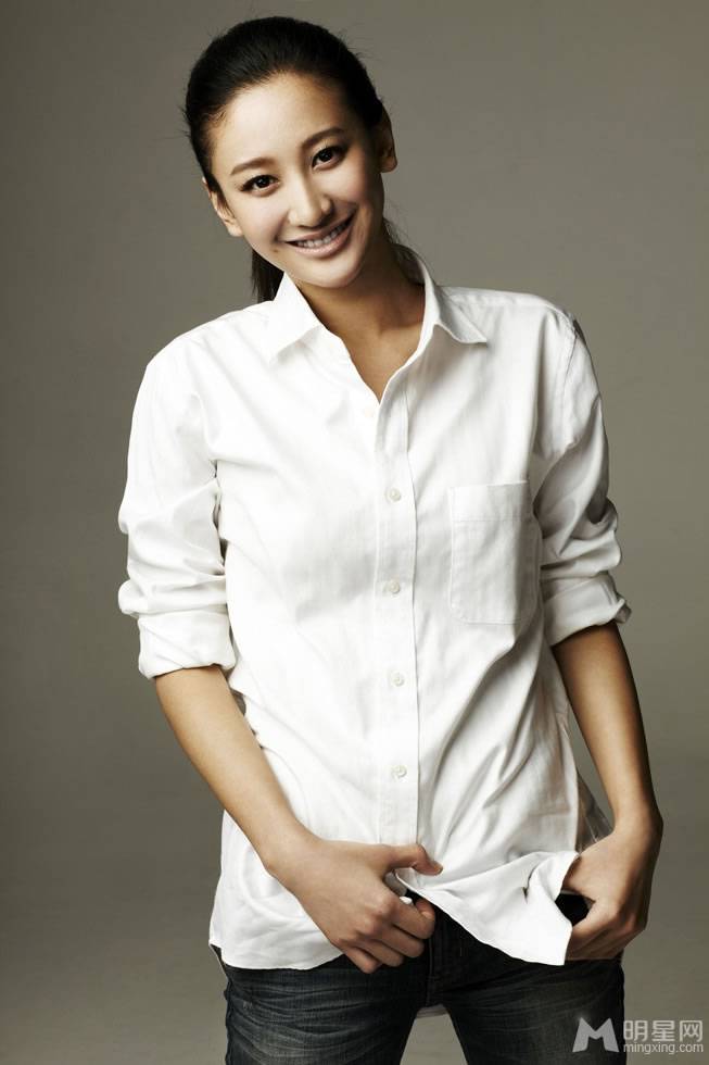 曾泳醍纯白时尚写真造型图片