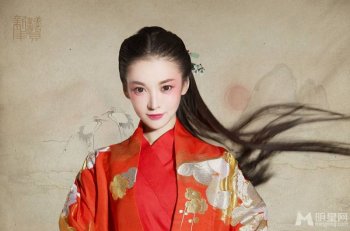 中国新生代女演员常乐演绎古典美人