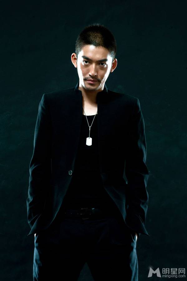 影视演员张博展现型男魅力