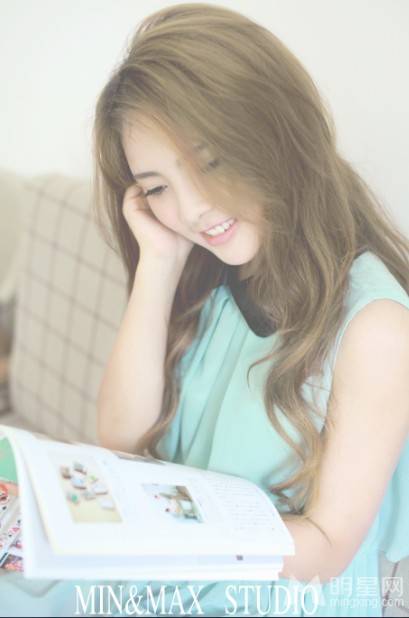 中国90后女演员邬祯琳小清新治愈系写真