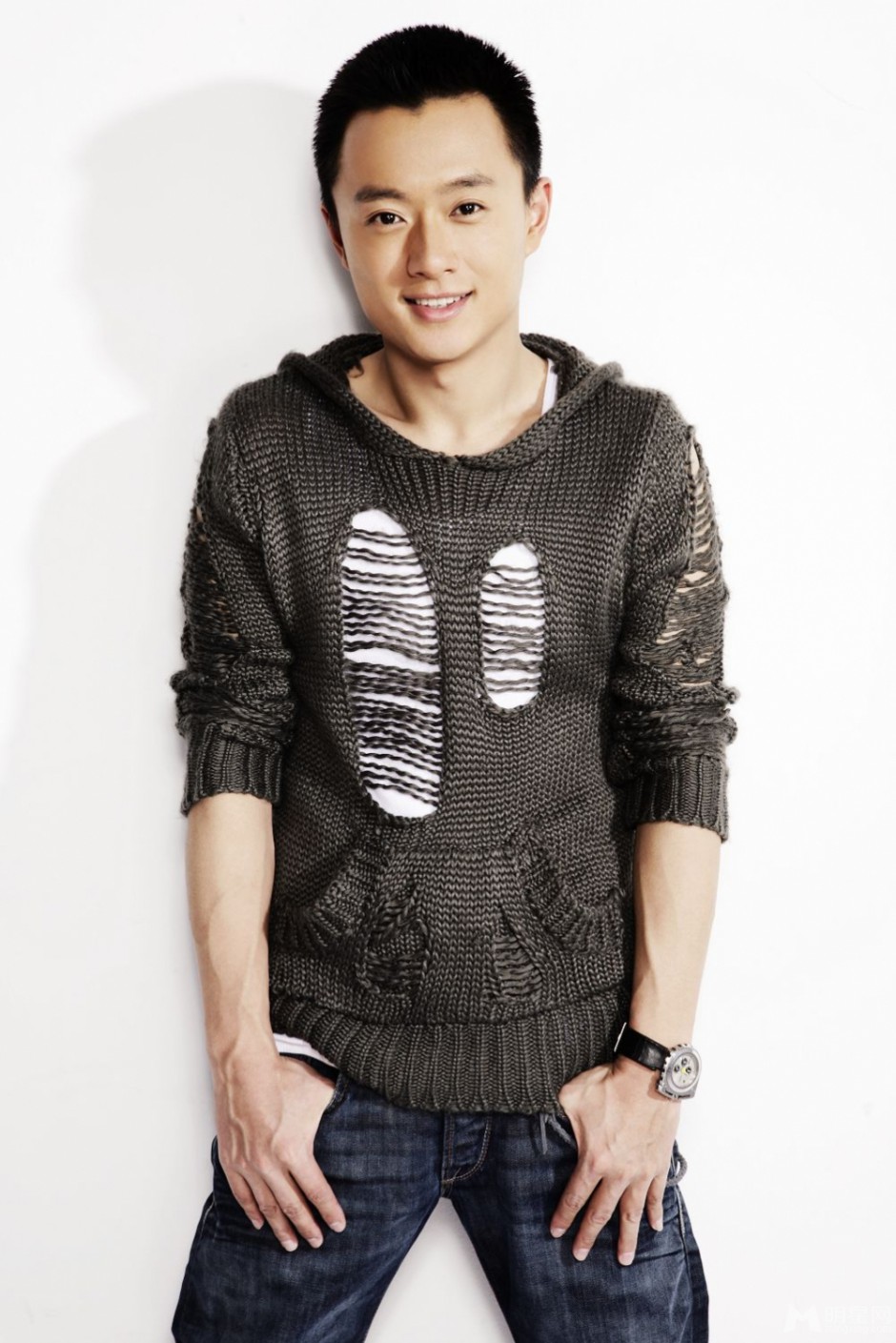 内地男演员吴健帅气写真