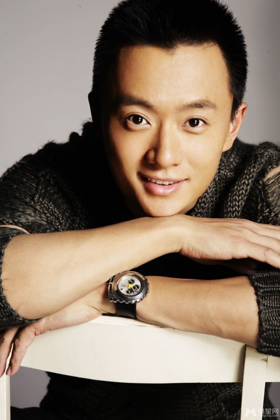 内地男演员吴健帅气写真
