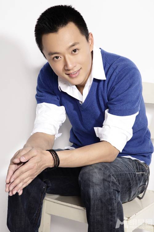 内地男演员吴健帅气写真