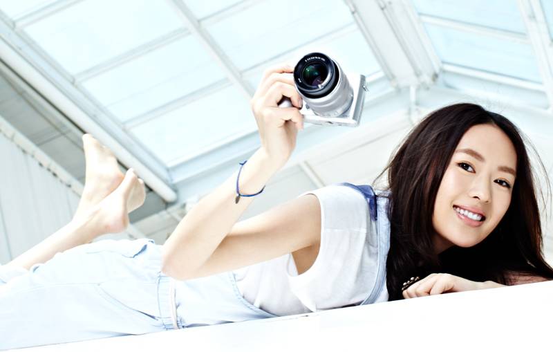 内地女演员童瑶清纯可人写真照