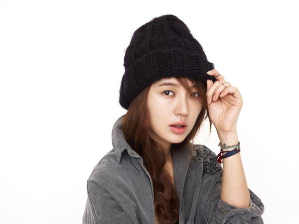 韩国美女明星尹恩惠时尚写真照