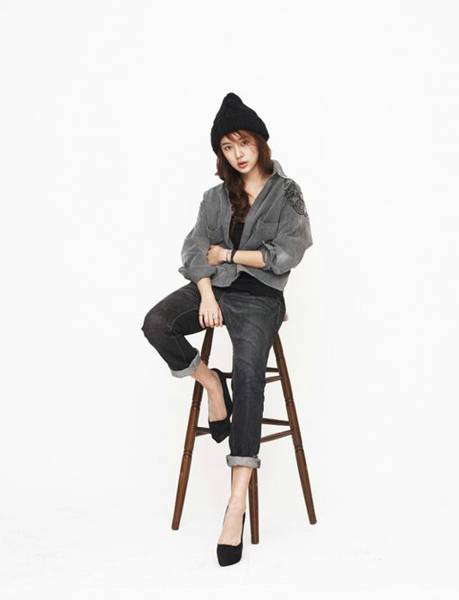 韩国美女明星尹恩惠时尚写真照