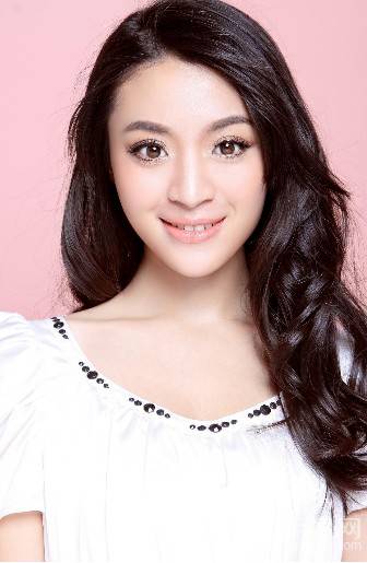 废柴兄弟2许瑶璇清纯靓丽写真