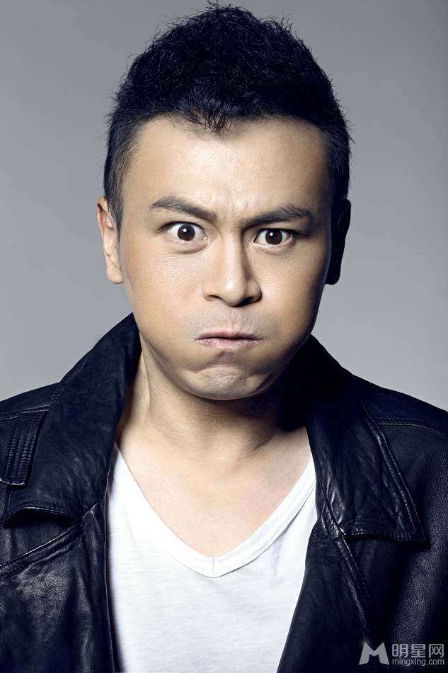 演员李解个人创意搞怪写真