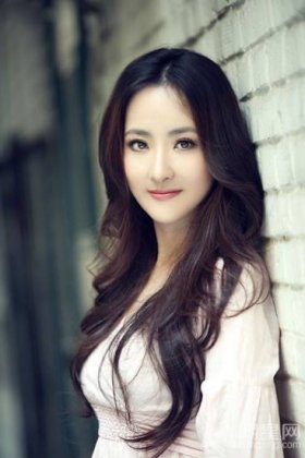 田欣鹭尽显温婉女人气质图集