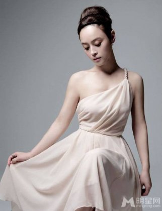 韩国演员禹喜珍温婉知性写真