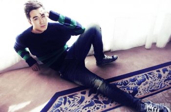 演员翟天临尽显阳光暖男写真