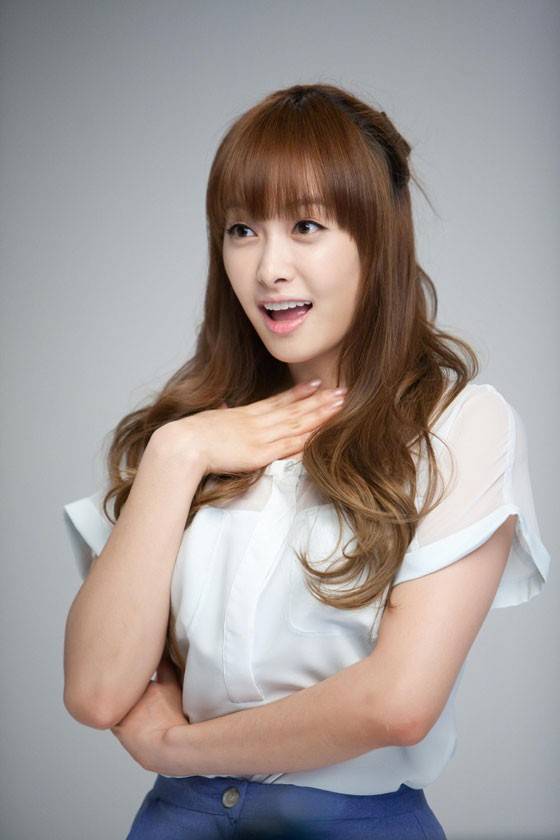 victoria宋茜mv造型秒变性感尤物