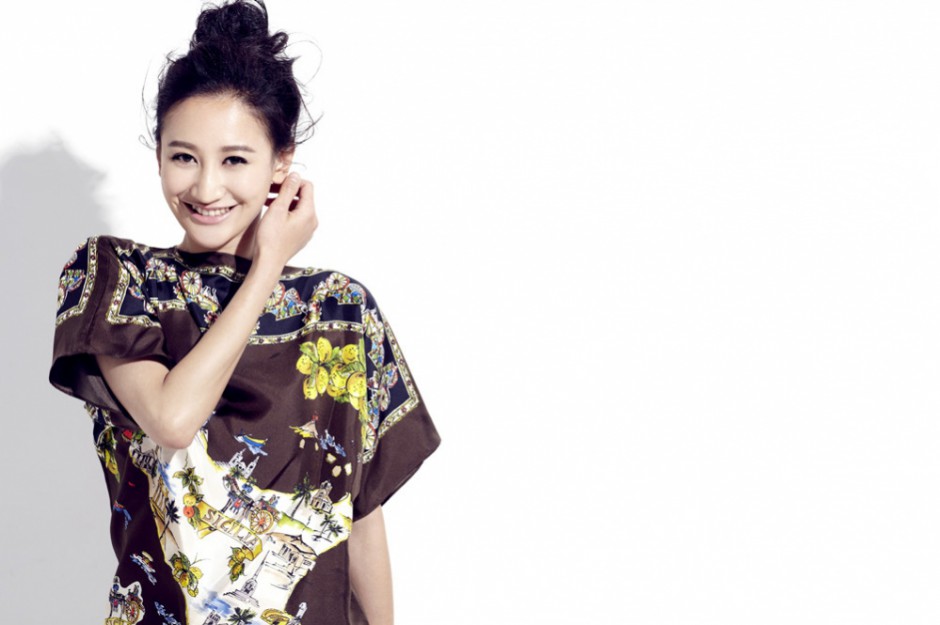 曾泳醍可爱卖萌表情尽显甜美俏皮