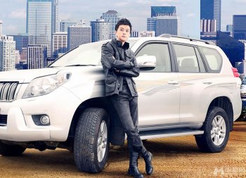 中国演员夏凡型男写真 时尚儒雅