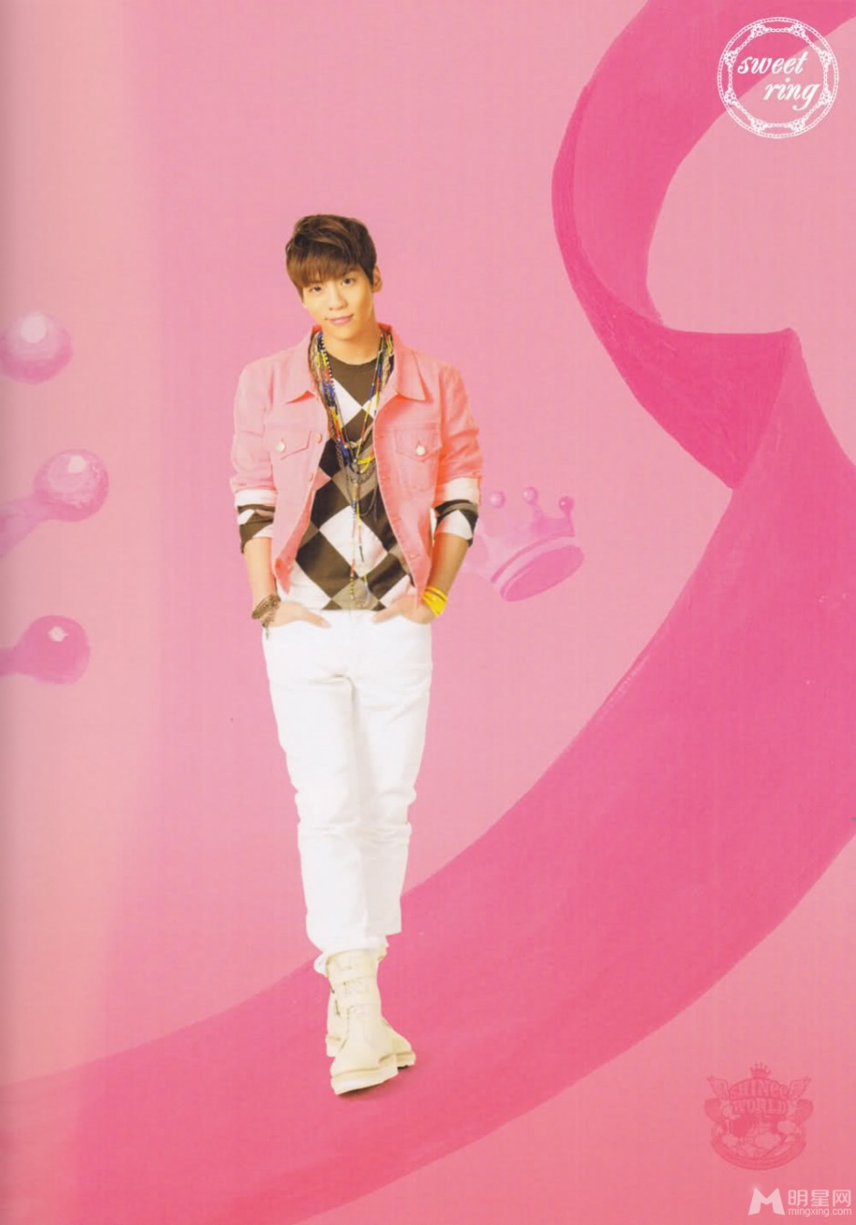 韩国90后男歌手金钟铉尽显小鲜肉气息