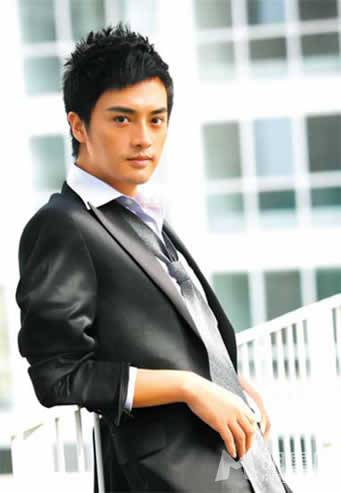 中国演员刘晓虎早期稚嫩写真曝光