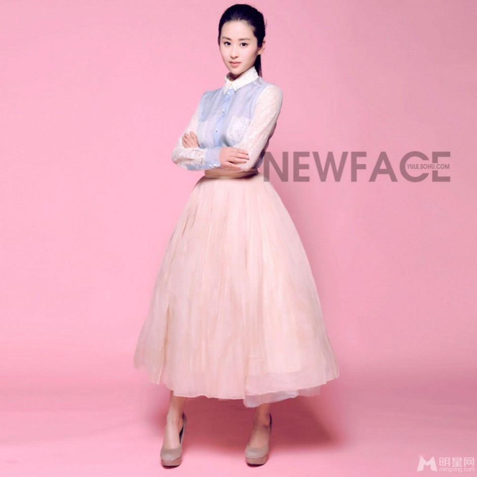 刘颖文艺小清新写真 不做无用的花瓶