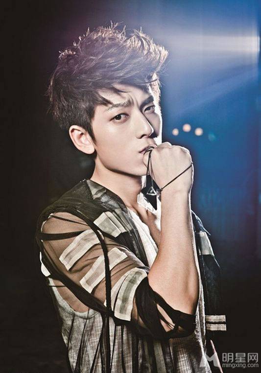 陈翔新专辑宣传海报曝光 雅痞气质似极温柔坏男人