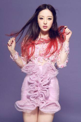 已故女星王洁曦甜美写真 温暖笑容迷惑人心