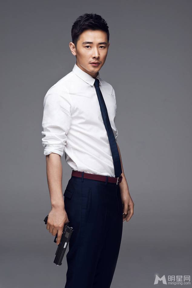 特工型男罗晋霸气个性写真 男人魅力迷倒众人