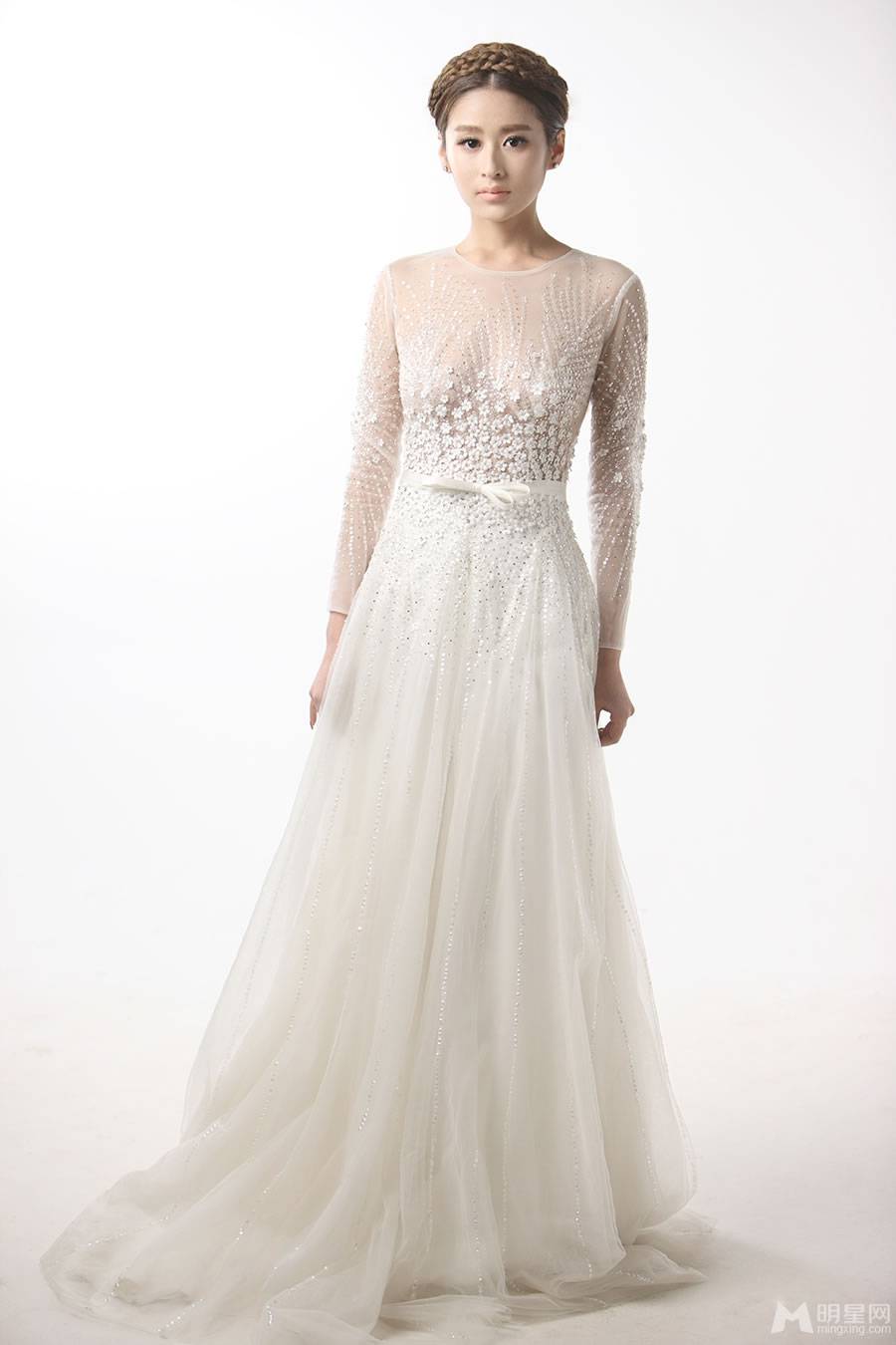 内地女星颖儿唯美清纯写真 素雅清淡朦胧美