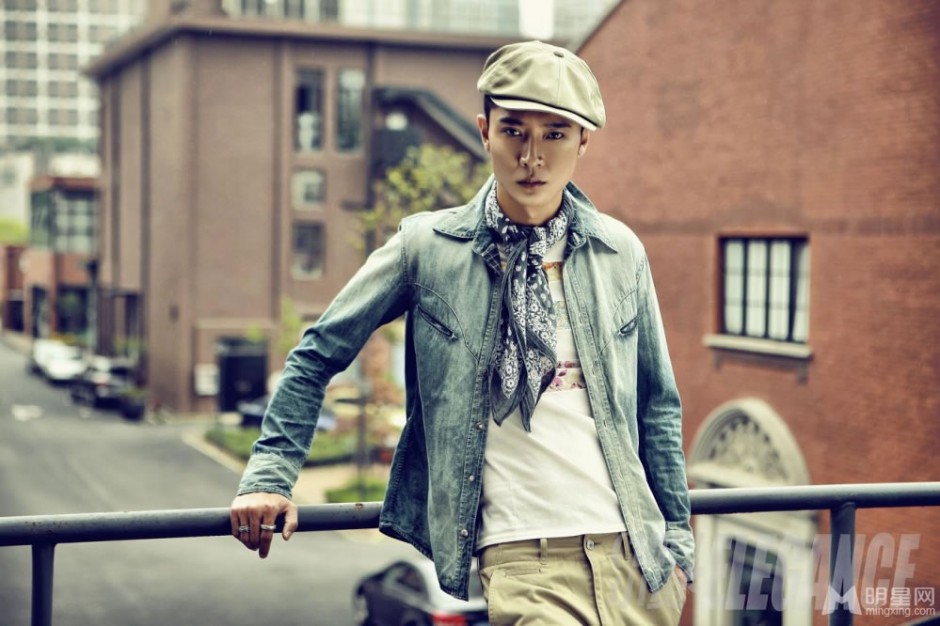 演员张丹峰复古写真 尽显雅痞冷酷