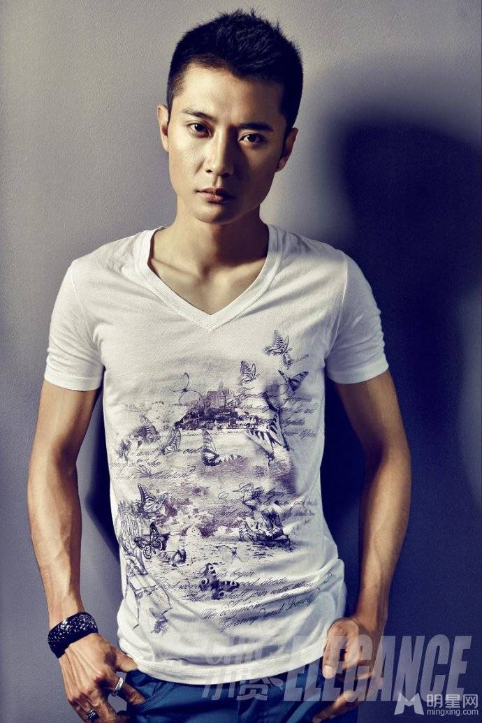 张丹峰休闲写真 型男气质清爽