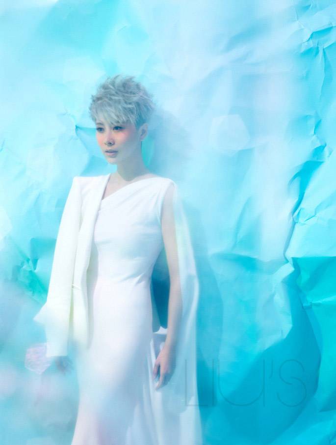 中国女演员海清演绎海之女唯美梦幻写真