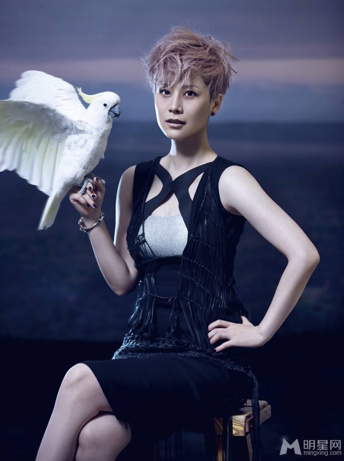 中国女演员海清时尚环保公益宣传照