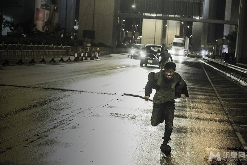 王宝强扮冷酷杀手 经典形象入木三分