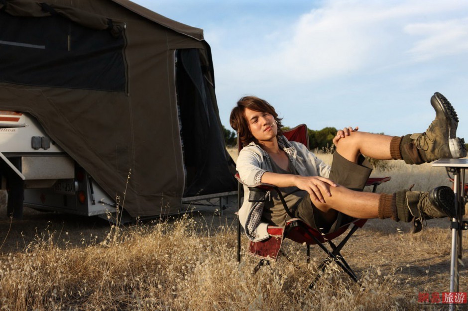 言承旭时尚杂志写真集 桀骜不驯气质邪魅迷人