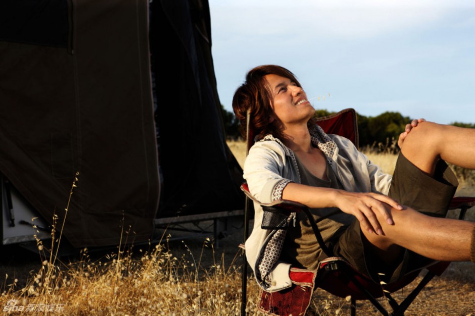 言承旭时尚杂志写真集 桀骜不驯气质邪魅迷人