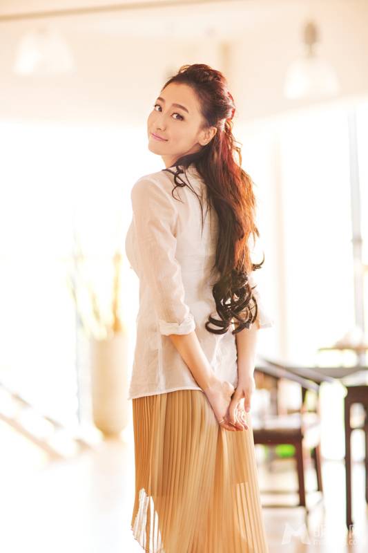 女星叶青知性优雅高清写真