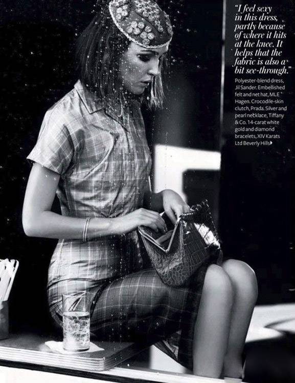 罗斯·波恩复古妆容女王范十足