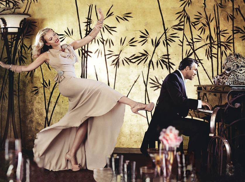 斯嘉丽·约翰逊携豹拍摄霸气华丽写真大片