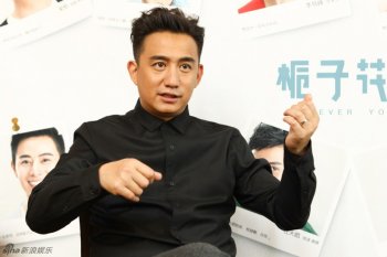 《栀子花开》首映黄磊访谈现场高清图