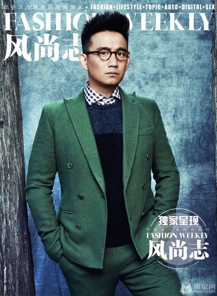 黄磊携妻女帅气拍摄写真 一家甜蜜温暖爱意浓