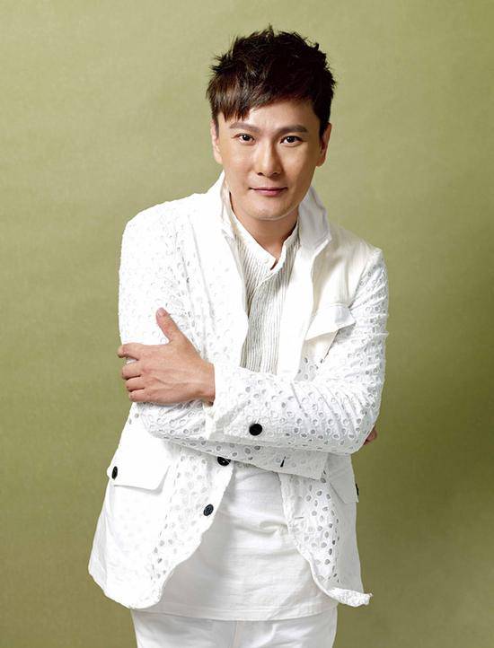 情歌王子张信哲青涩年华写真精选