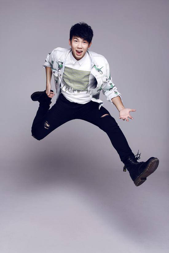 白举纲少年清新风格写真 尽现年轻活力