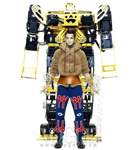 SHINEE李泰民个性写真 变形金刚霸气登场