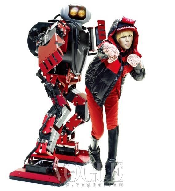 SHINEE李泰民个性写真 变形金刚霸气登场