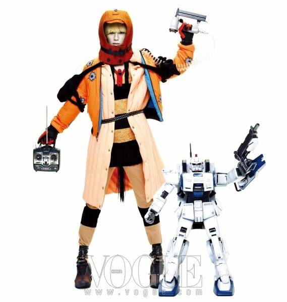 SHINEE李泰民个性写真 变形金刚霸气登场