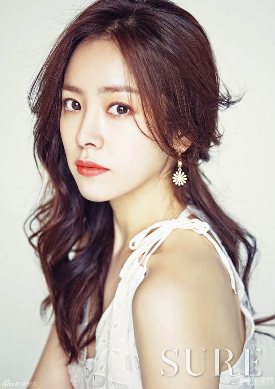 韩国女星韩志旼大秀完美窈窕身段