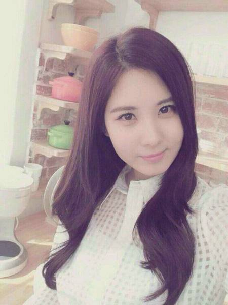 韩国女明星徐珠贤美丽自拍照