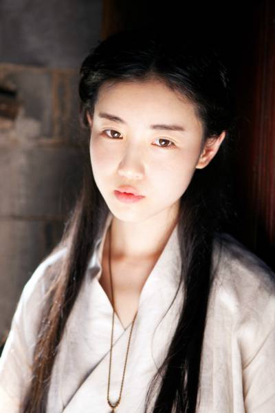 古典美女张辛苑复古时尚写真